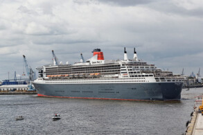 Queen Mary 2