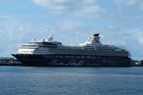 Mein Schiff 1