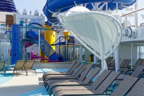 Pooldeck