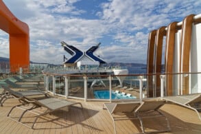 Pooldeck - Resort Deck