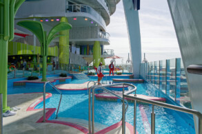 Surfside, Water's Edge Pool