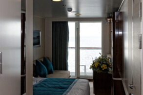 BA Mid-Ship Balcony 13858