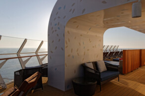 Suite Deck