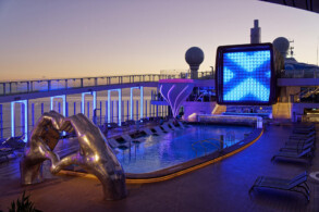 Pooldeck - Resort Deck