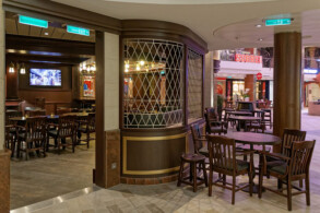 Michael's Genuine Pub