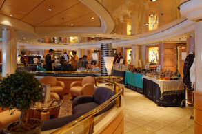 Beverly Hills Bar - Shopping