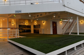 Golf Putting Green