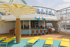 Pooldeck