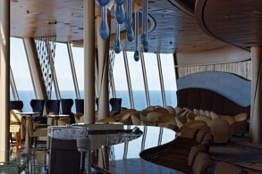 Viking Crown Lounge