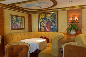 Le Bistro