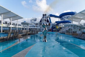 Pooldeck
