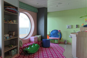 Nest - Baby-Raum