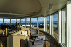 Lounges & Bars