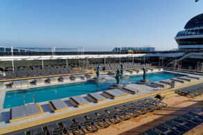 Atmosphere pool