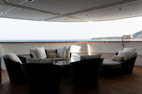 Grand Salon - Outside