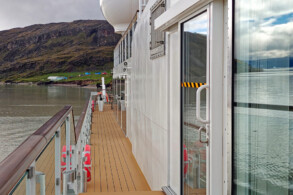 seitlich der Observation Lounge