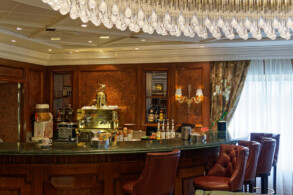 Baristas Bar & Lounge