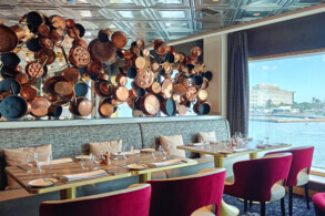 Le Grand Bistro