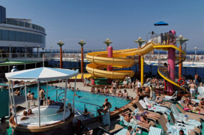 Pool*