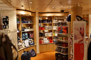 Beverly Hills Bar - Shopping