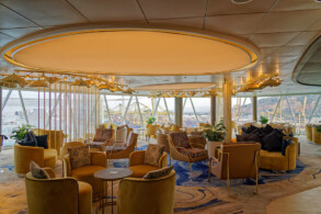 Suite Lounge