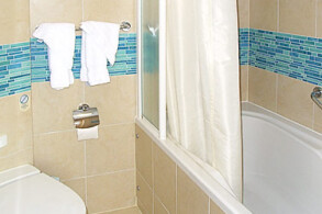 Aqua Theater Suite A2 9730