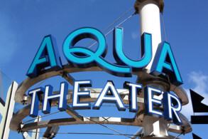 Aqua Theater - Oasis of the Seas