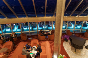 Top Sail Lounge