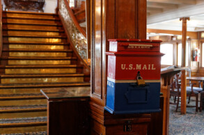 Forward Cabin Lounge