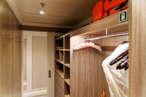 Concierge Suite 855