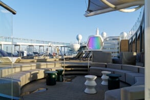 Pooldeck