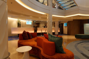 Rezeption & Atrium