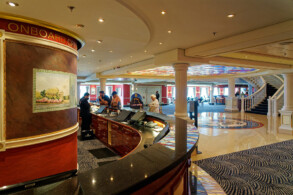 Atrium, Landausflüge