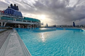 Pools, Aussendecks