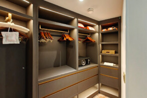 Tomorrow Tower Suite 14000