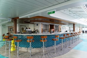 Poolbar
