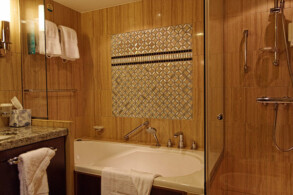 Owner's Suite 640