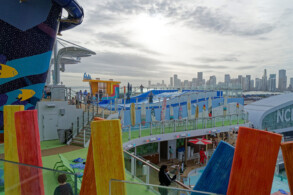 Thrill Island, Flow Rider