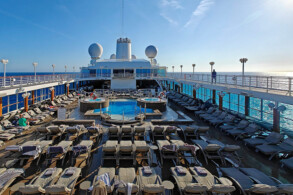 Pooldeck