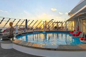 Retreat Sundecks