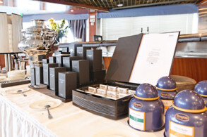 Nachmittagskaffee im Club Belvedere