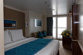 BA Mid-Ship Balcony 13858
