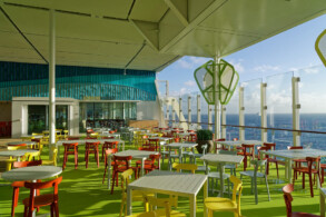 Aquadome Market