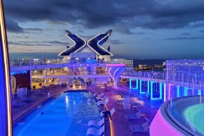 Pooldeck - Resort Deck