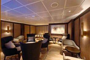 Concierge Lounge