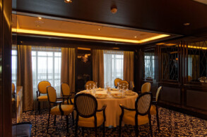 Le Bistro
