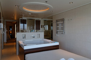 Grand Penthouse Suite 1003