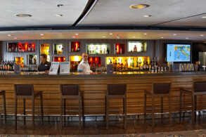Schau Bar