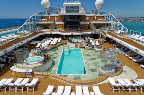 Pooldeck