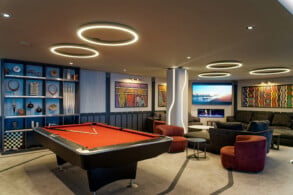 Carousel Lounge